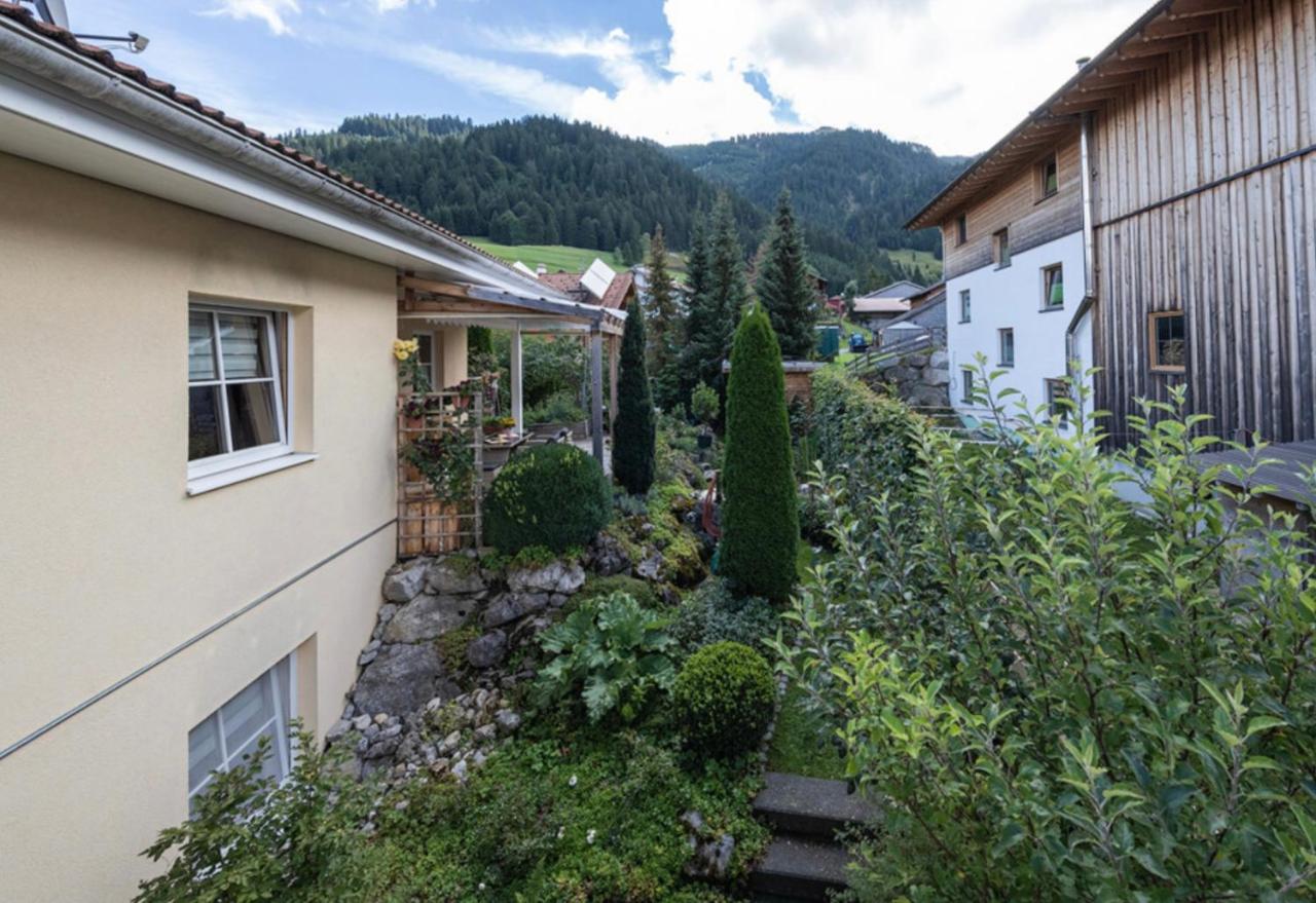 Toskanahaus, Njualms Tannheim Exterior foto